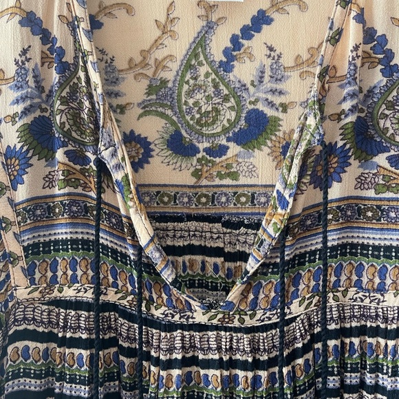 BOHO! - Picture 3 of 3